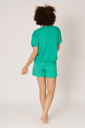 pyjama groen shirtje en broekje achterzijde